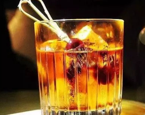 717931e5ead15d567d37ccebe09b13f1.png 蜂蜜朗姆酒.png