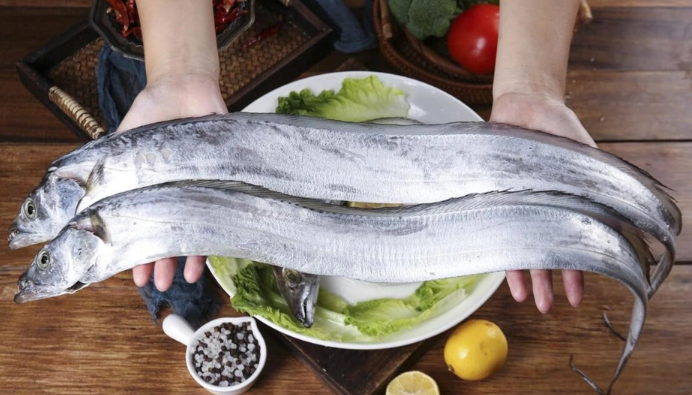 b655ba53f58226f211219e9d79644b8b.jpg 带鱼.jpg