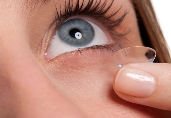 24684e93b401513634fbea791a9b19a3.jpg 隐形眼镜3.jpg