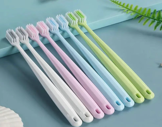 fc50a0dd2c0fca856e24fbb6e39f114f.png 牙刷.png