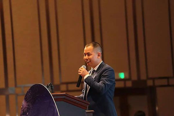 pluto4u2018年终总结及表彰大会 pluto4u2018年终总结及表彰大会