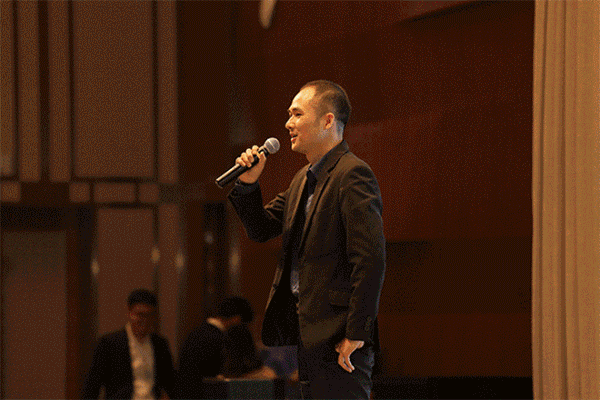 pluto4u2018年终总结及表彰大会 pluto4u2018年终总结及表彰大会