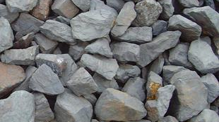 河北曹妃甸综合保税区码头锰矿石进口报关呈增长趋势